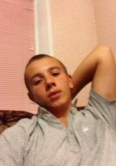 Я Игорь, 43, из Нижнего Тагила, ищу знакомство для постоянных отношений