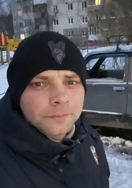 Я Александр, 33, из Кстова, ищу знакомства без обязательств