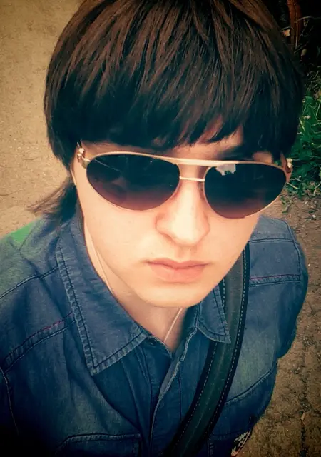 Aleksandr из Первоуральска, ищу на сайте знакомства на одну ночь