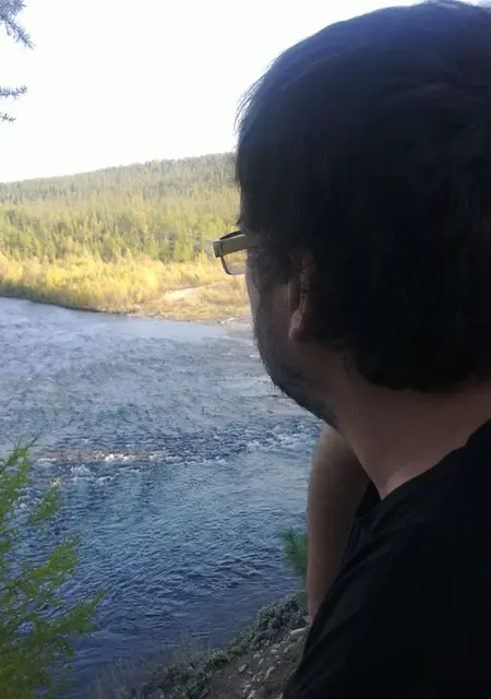 Андрей из Нерюнгри, ищу на сайте знакомства на одну ночь