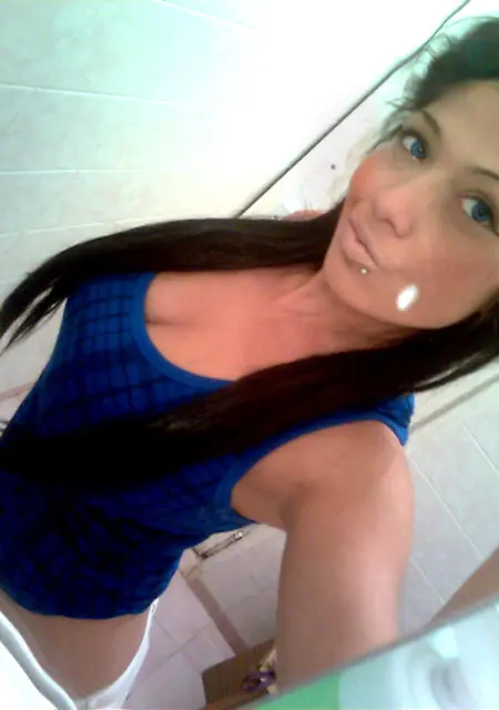 Лидия из Вельска, мне 21, познакомлюсь для общения