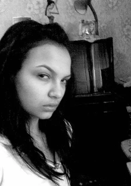 Ксения из Мортки, мне 21, познакомлюсь для общения