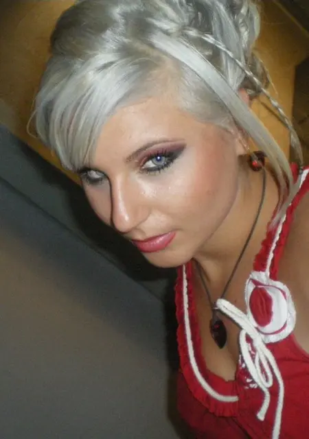 Я Алёна, 19, знакомлюсь для общения в Кудинове