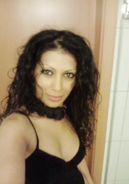 Я Эльвира, 24, из Иковки, ищу знакомство для постоянных отношений