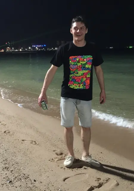 Я Евгений, 39, из Дмитрова, ищу знакомства без обязательств