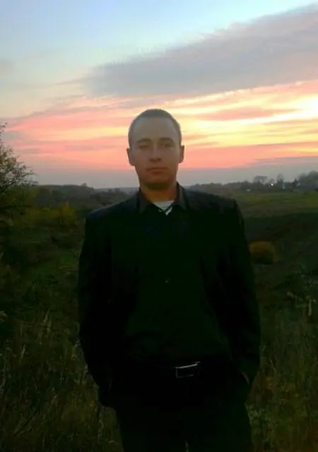 Владимир из Новомосковска, мне 33, познакомлюсь на одну ночь