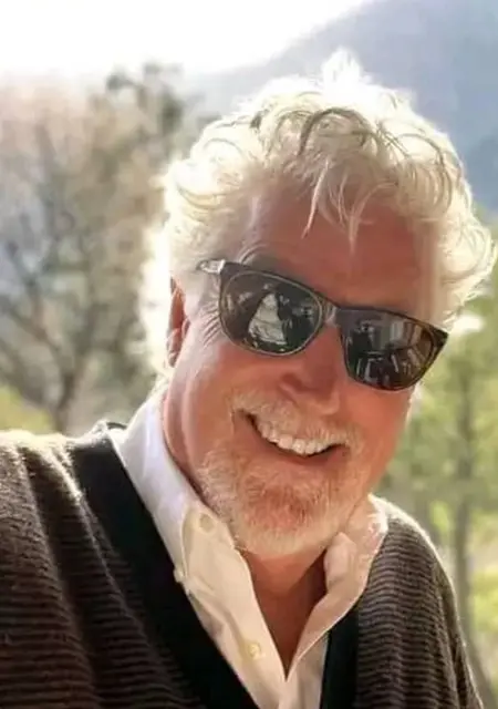 Leonard Freddie из Санкт-Петербурга, ищу на сайте открытые отношения