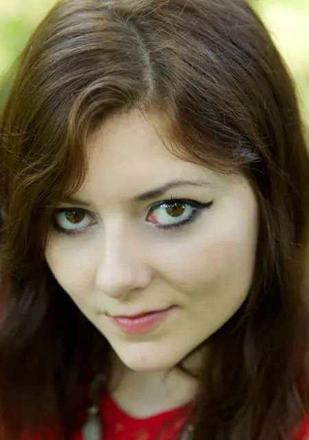 Я Дина, 24, из Кольчугина, ищу знакомство для дружбы