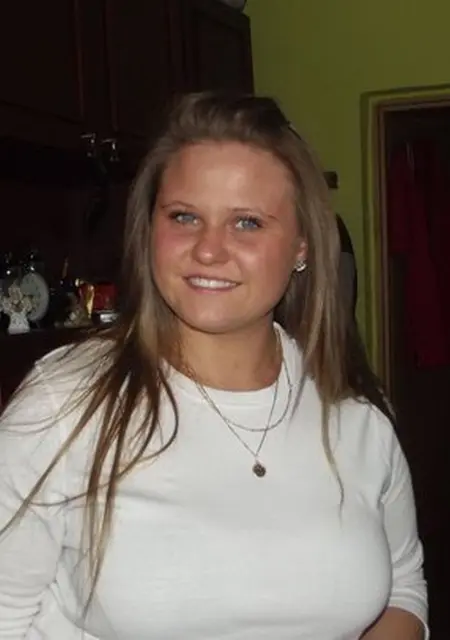 Юлия из Вологды, ищу на сайте общение