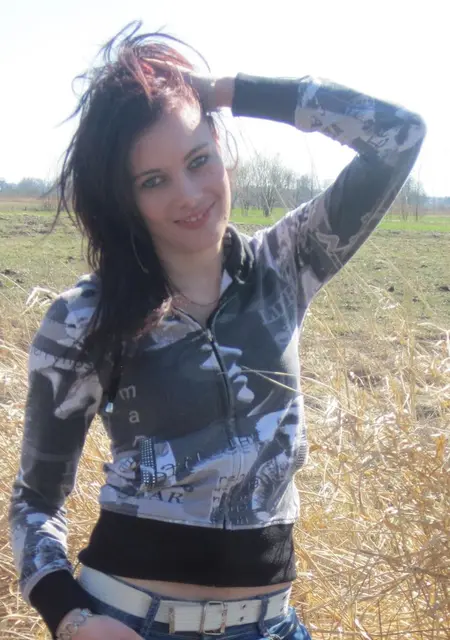 Я Инна, 23, из Брянска, ищу знакомство для постоянных отношений