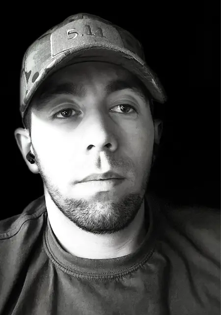 Я Бахтовар, 25, знакомлюсь для постоянных отношений в Луганске