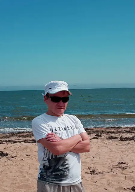 Я Алексей, 35, из Артема, ищу знакомство для дружбы