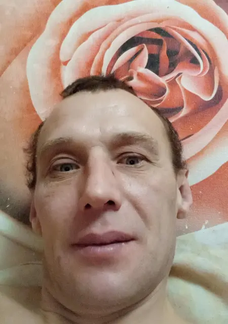 Я Иван, 44, знакомлюсь для общения в Екатеринбурге