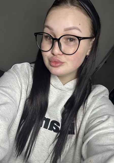 Я Lera, 20, из Перми, ищу знакомство для общения