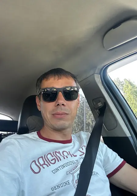 Александр из Екатеринбурга, ищу на сайте приятное времяпровождение