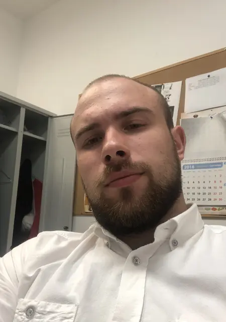 Я Владислав, 31, знакомлюсь на одну ночь в Серпухове