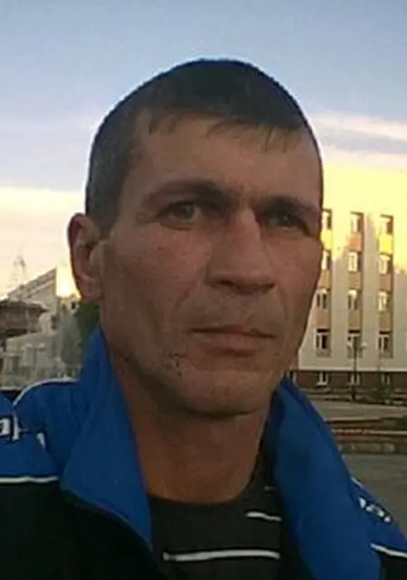 Я Петр, 54, знакомлюсь без обязательств в Амурске