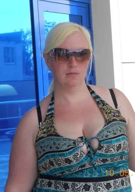 Я Алиса, 41, знакомлюсь без обязательств в Липецке