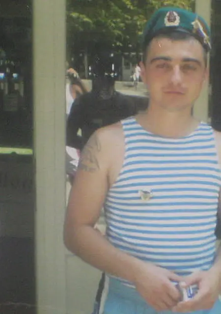 Я Десант, 41, знакомлюсь без обязательств в Шахтах