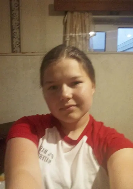 Я Алина, 19, из Чусового, ищу знакомство для приятного времяпровождения