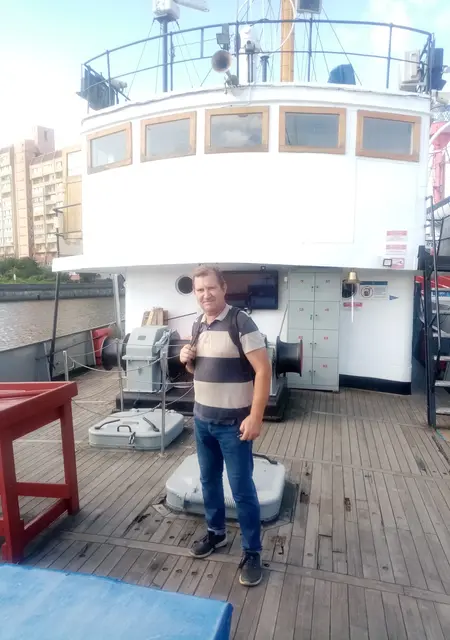 Виктор из Калининграда, ищу на сайте знакомства без обязательств