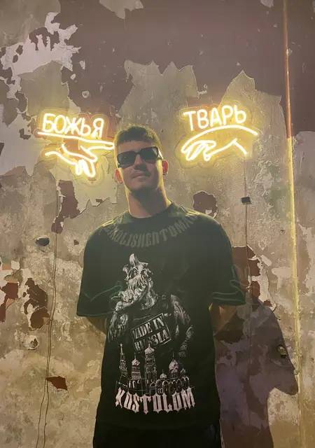 Артём из Волгограда, ищу на сайте знакомства без обязательств