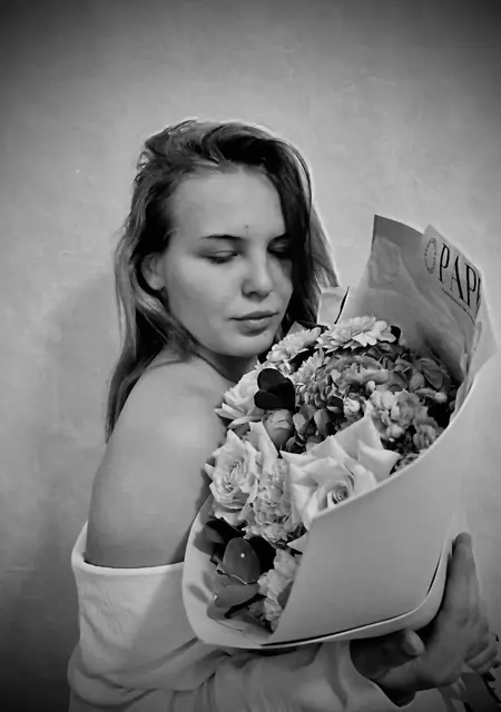 Я Ольга, 22, из Оренбурга, ищу знакомство для постоянных отношений