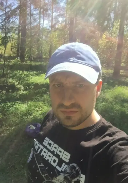 Я Maksim, 38, знакомлюсь для приятного времяпровождения в Березниках