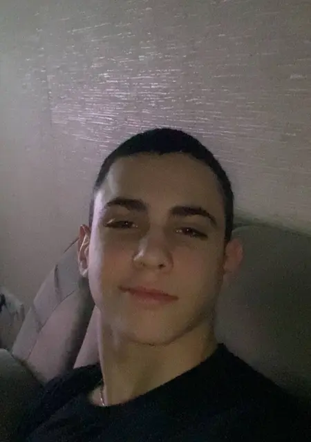 Илья из Москвы, ищу на сайте общение