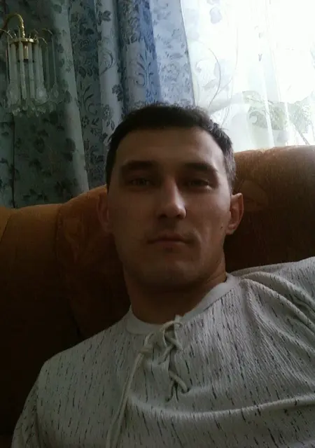 Айдар из Железногорска, мне 46, познакомлюсь на одну ночь