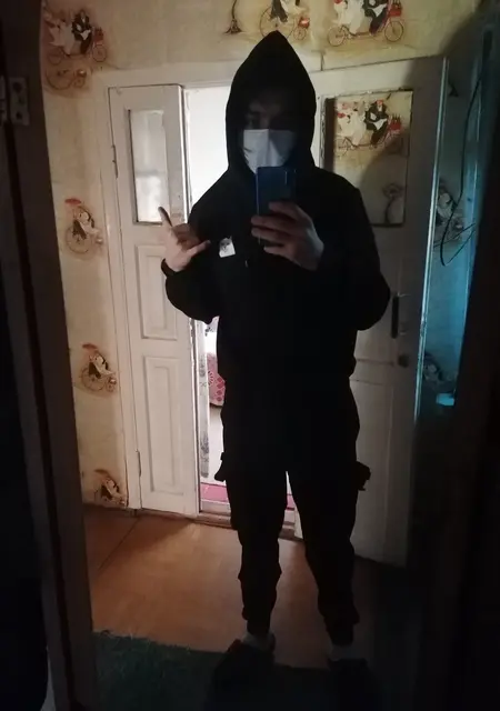 Никита из Феодосии, ищу на сайте дружбу