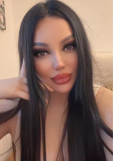 Lina из Москвы, ищу на сайте общение