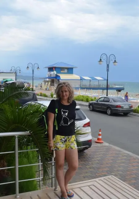 Я Кати, 44, из Белгорода, ищу знакомства на одну ночь