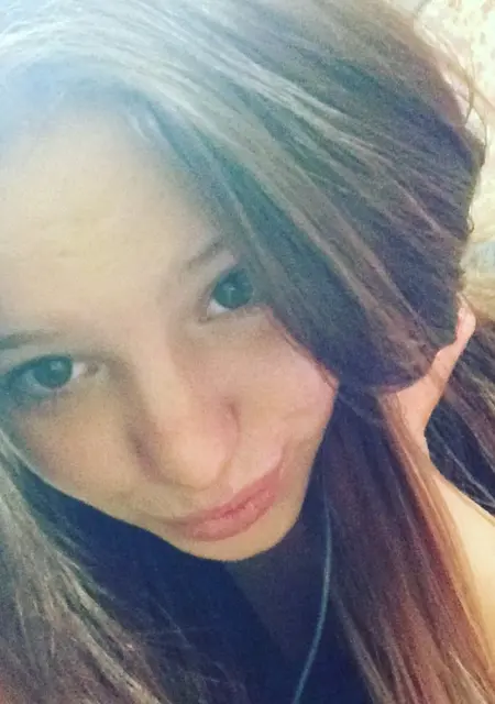 Я Алёна, 31, из Перми, ищу знакомство для приятного времяпровождения