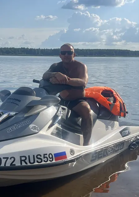 Дэн из Перми, мне 45, познакомлюсь для открытые отношения
