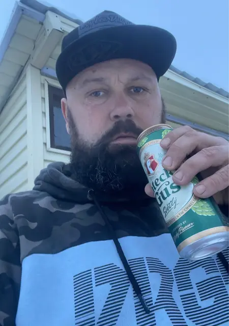 Я Александр, 44, знакомлюсь на одну ночь в Ярославле