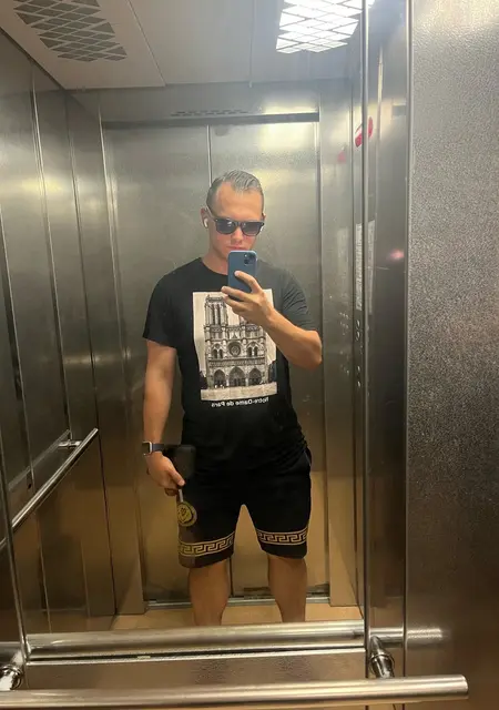 Евгений из Дрезны, мне 25, познакомлюсь для общения