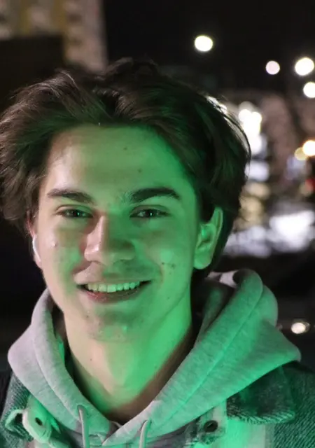 Я Lunnyy, 19, знакомлюсь для вирта в Альметьевске