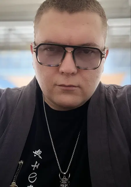 Я Илья Снеженко, 27, из Барнаула, ищу знакомство для постоянных отношений