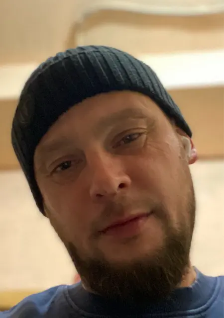 Олег из Сургута, ищу на сайте знакомства без обязательств