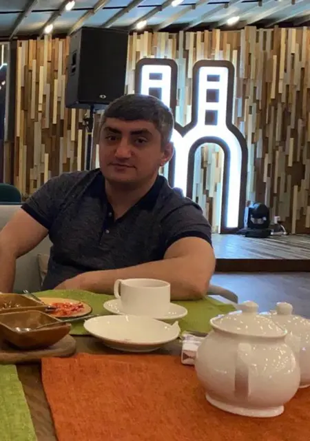 Эльчин из Анапы, мне 40, познакомлюсь для дружбы