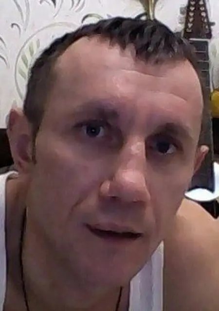 Ростислав из Брянска, мне 45, познакомлюсь для постоянных отношений