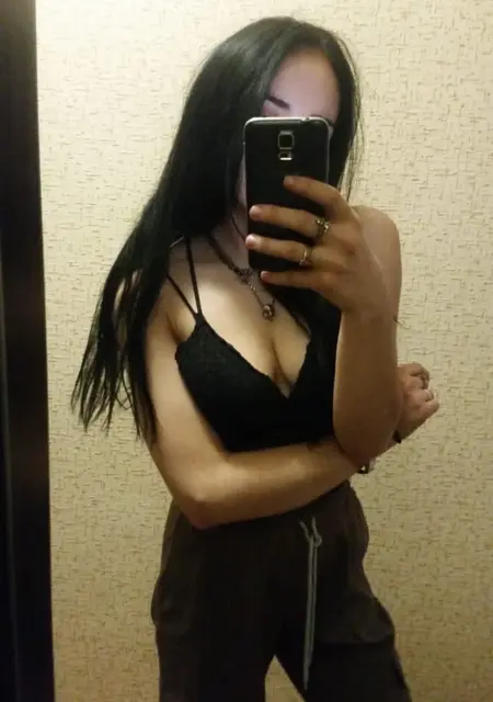 Милана из Челябинска, мне 30, познакомлюсь на одну ночь