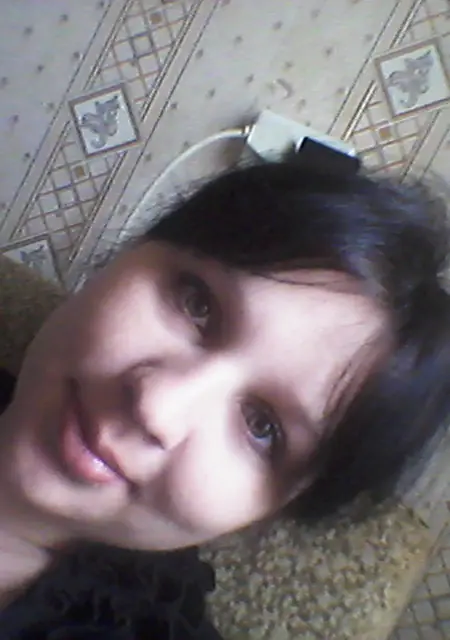 Еленка Сосулька из Астрахани, мне 33, познакомлюсь для постоянных отношений