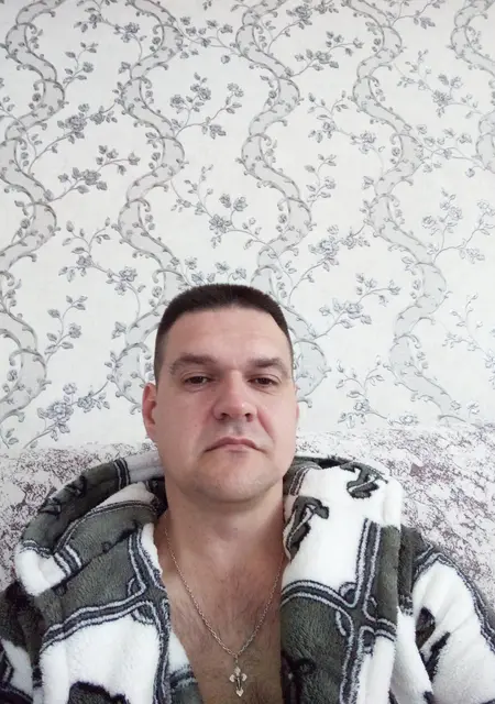 Я Алексей, 42, знакомлюсь без обязательств в Рязани