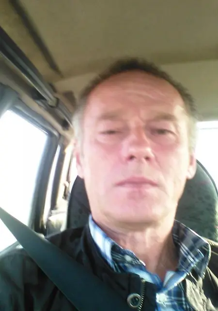 Олег из Калуги, мне 58, познакомлюсь для постоянных отношений