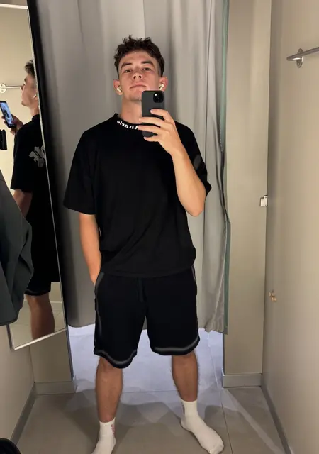 Я Марат, 21, знакомлюсь без обязательств в Казани