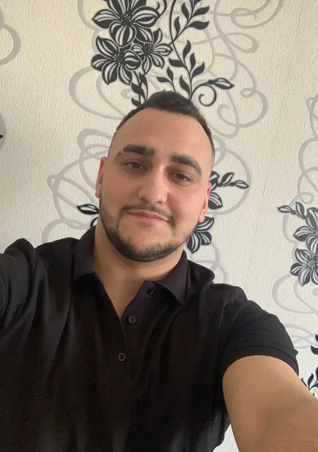 Я Толик, 28, знакомлюсь без обязательств в Коврове