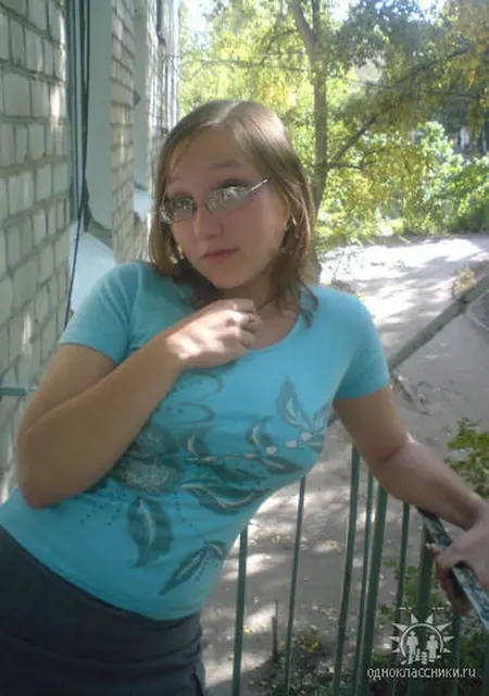Я Галина, 34, из Саратова, ищу знакомства на одну ночь