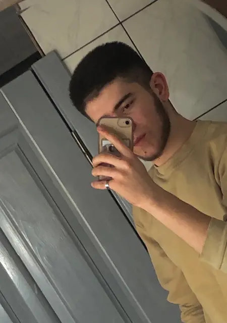 Я Рахман, 21, знакомлюсь без обязательств в Грозном